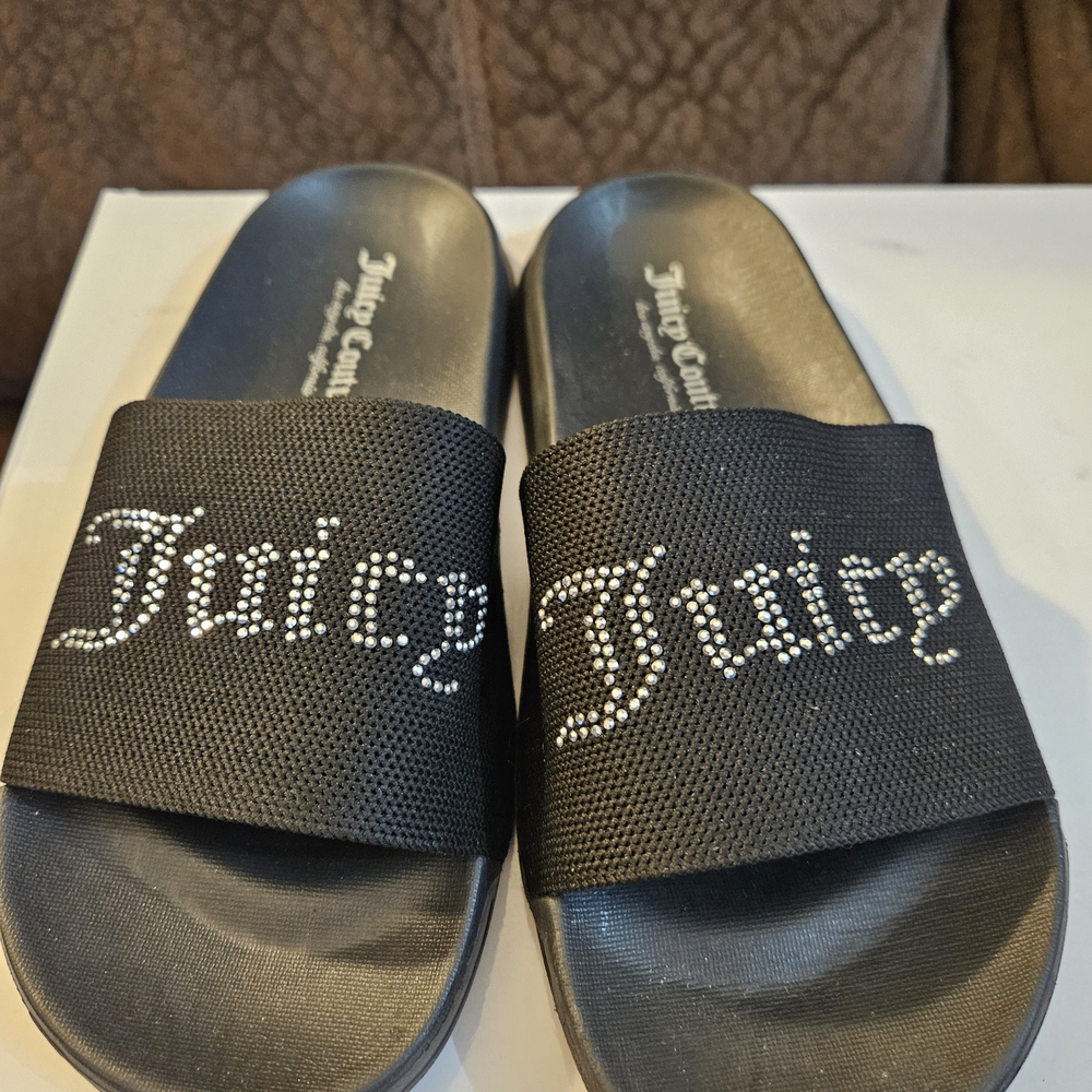 NWOT Juicy Couture Black Slide Sandals Size 5